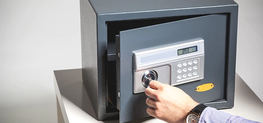 Jewelry Safe Unlocking Service in Bellflower, California